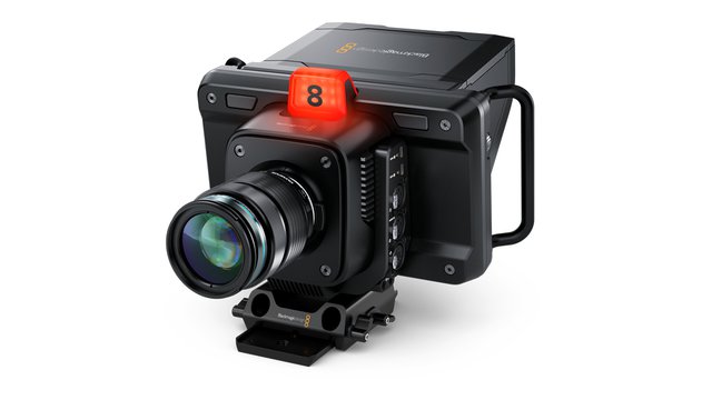 Blackmagic-Studio-Camera-4K-Pro-Lens.jpg