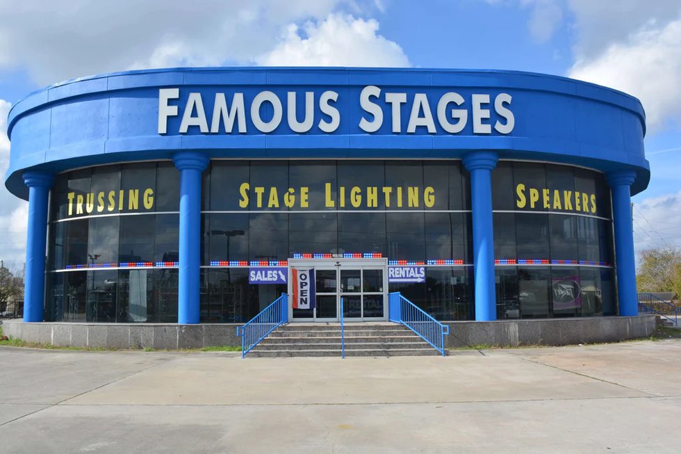 Famous Stages full size building .jpg